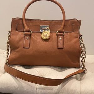 Micheal Kors Hamilton Lock Bag